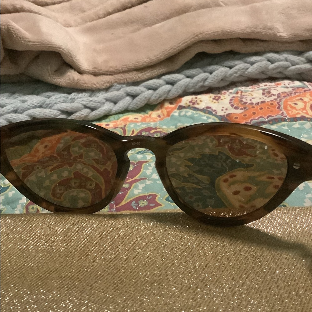 Brighton Crimson And Clover Sunnies - Picture 4 of 8